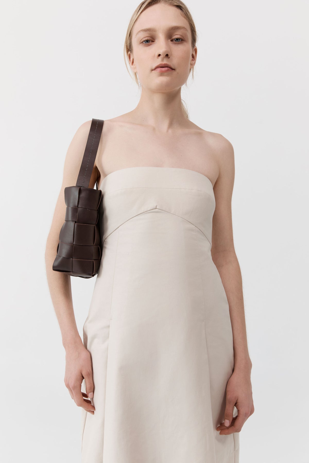 St Agni | Woven Mini Tote - Chocolate