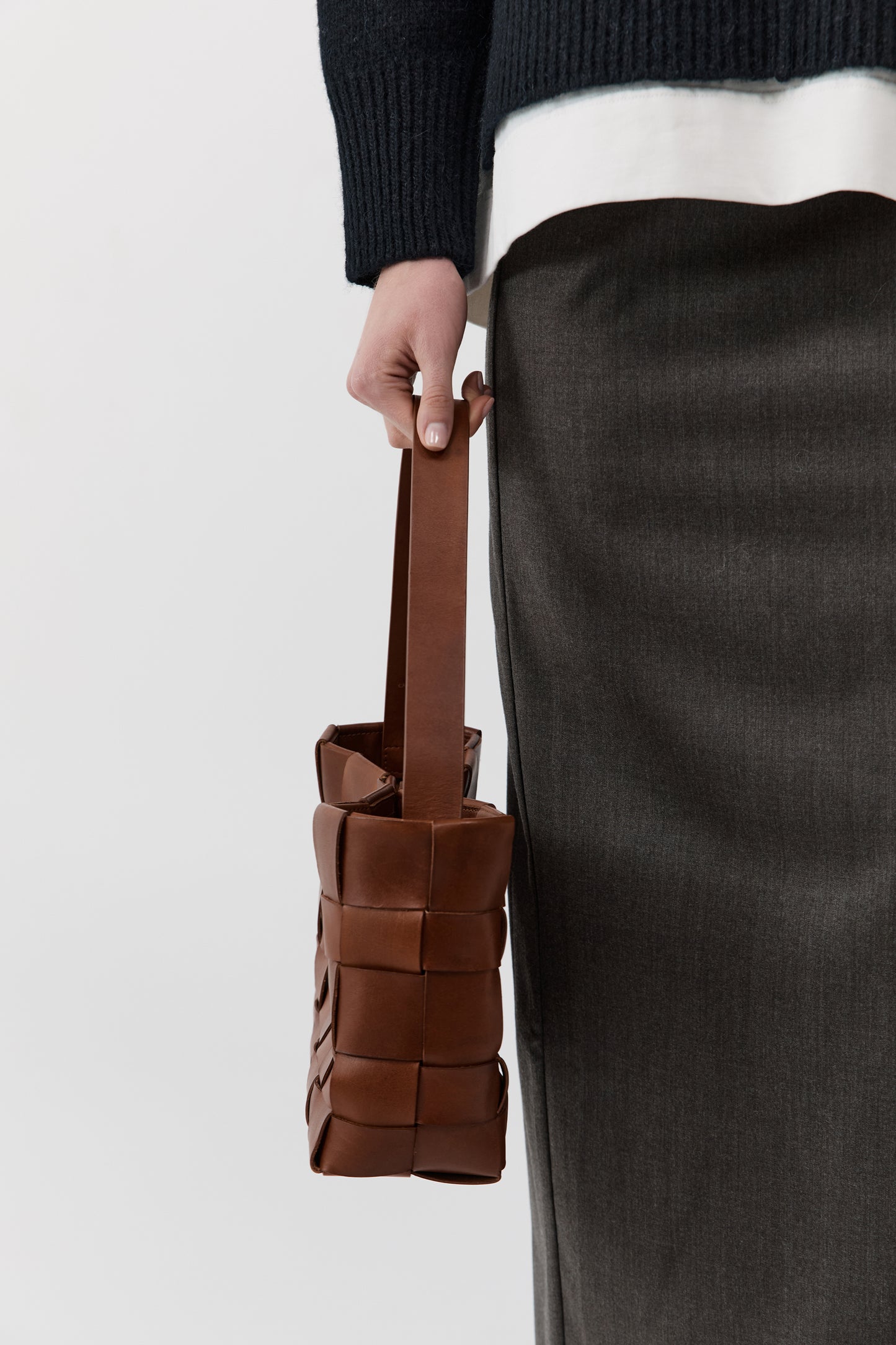 St Agni | Woven Mini Tote - Chestnut