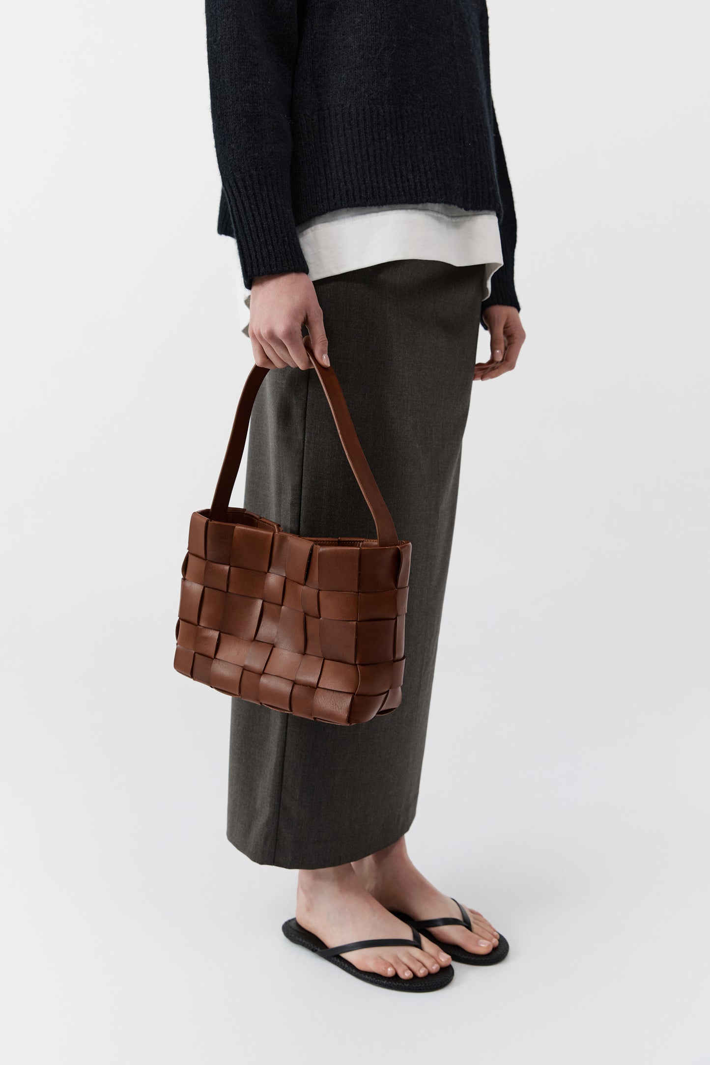 St Agni | Woven Mini Tote - Chestnut