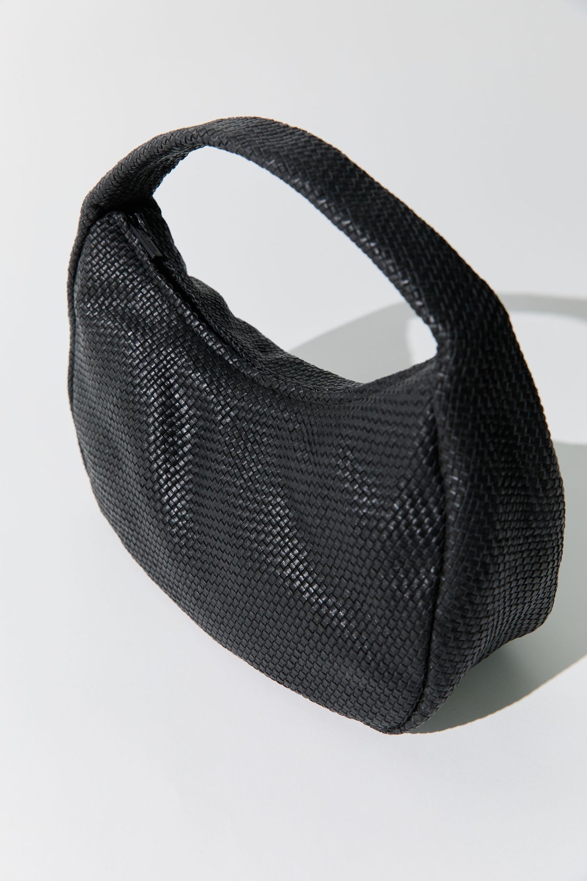 St Agni | Woven Large Bon Bon Bag - Black