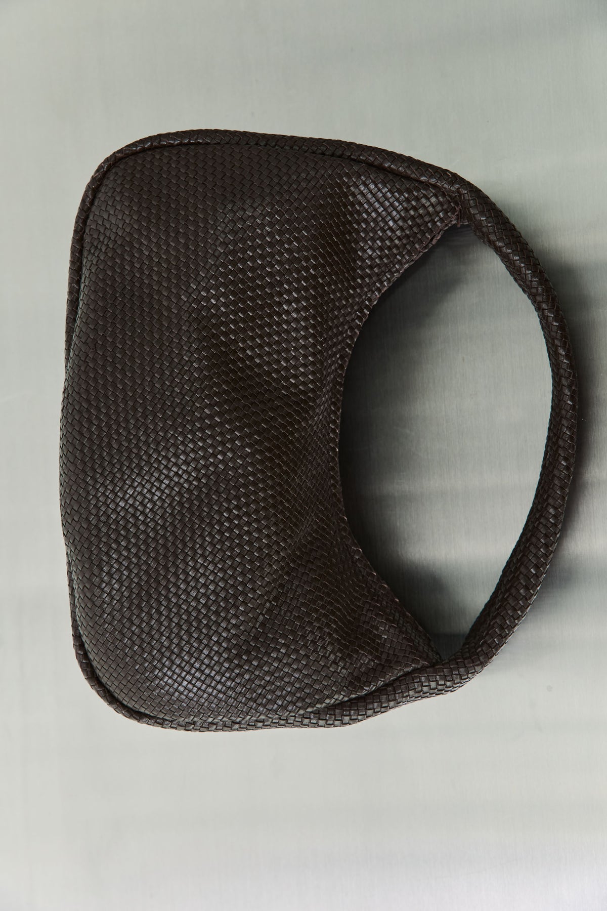 St Agni | Woven Large Bon Bon Bag - Coffee