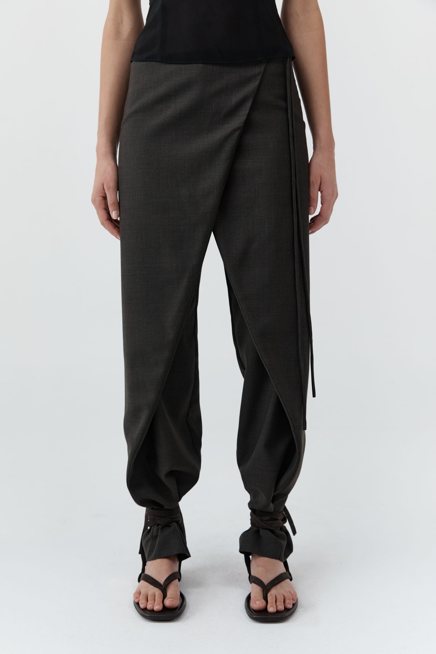 St Agni | Wrap Rouleau Pants - Umber
