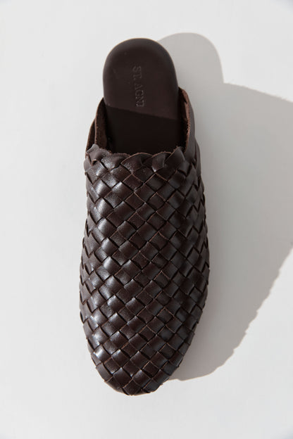 St Agni | Bunto Woven Slides - Chocolate
