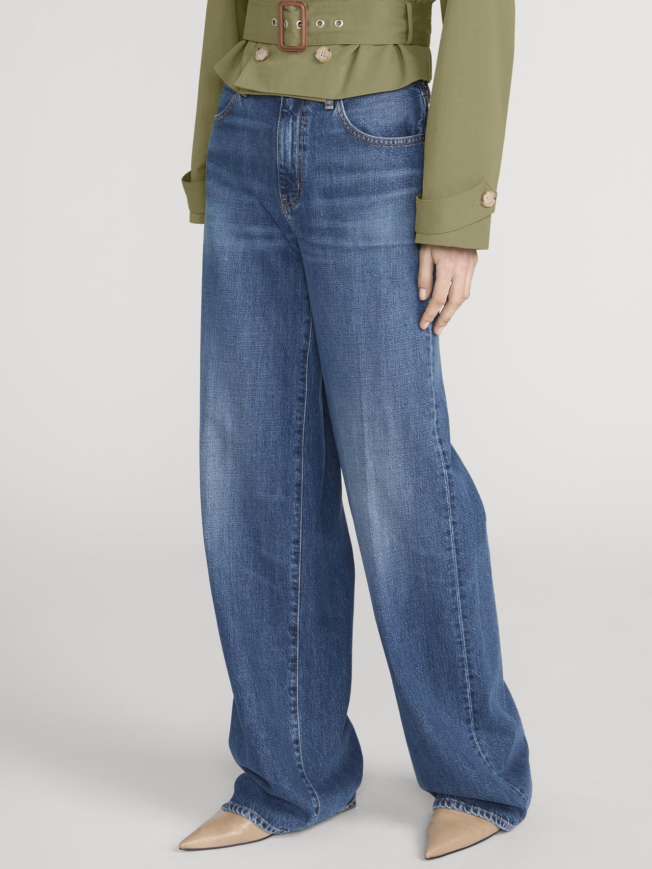 Frame | The Off Duty Stroll - Garda