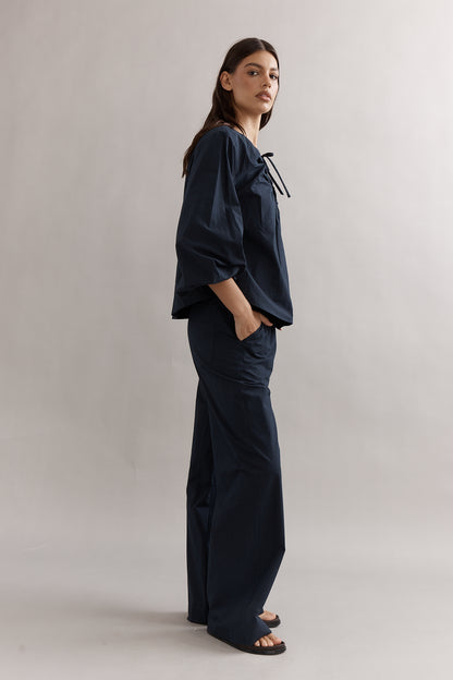 Caitlin Crisp | Jeanie Pant - Navy