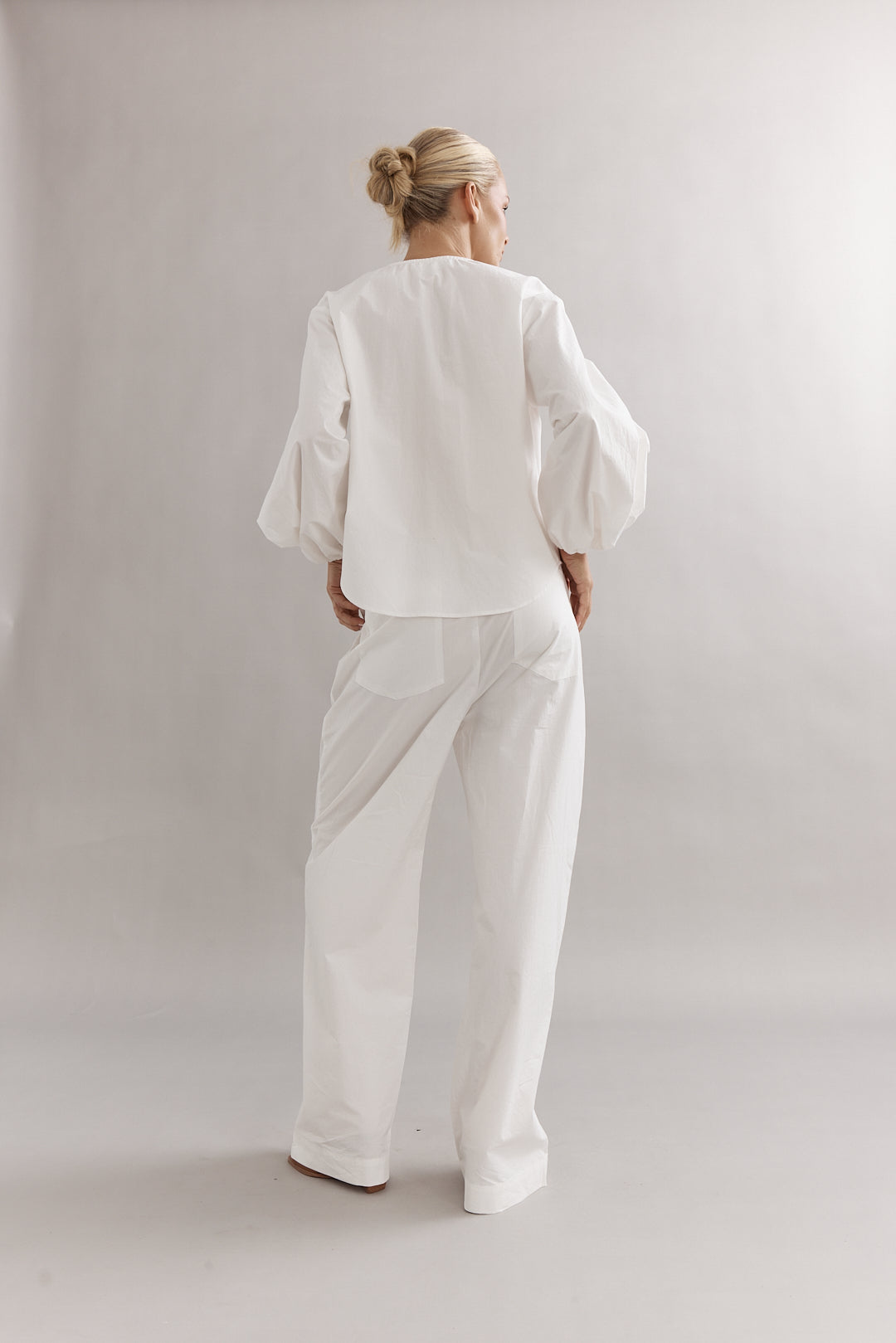 Caitlin Crisp | Jeanie Pant - White