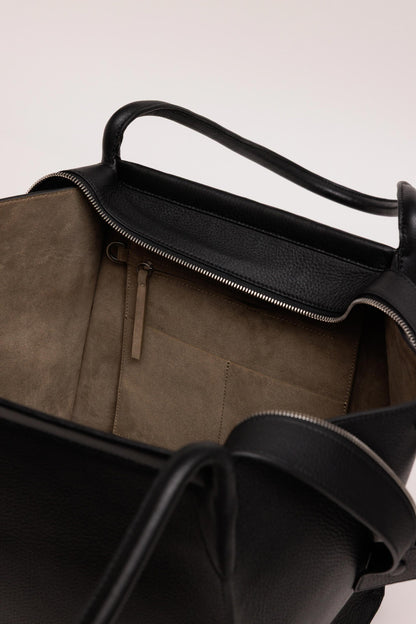 Yu Mei | Claudia Tote - Black Deer Nappa