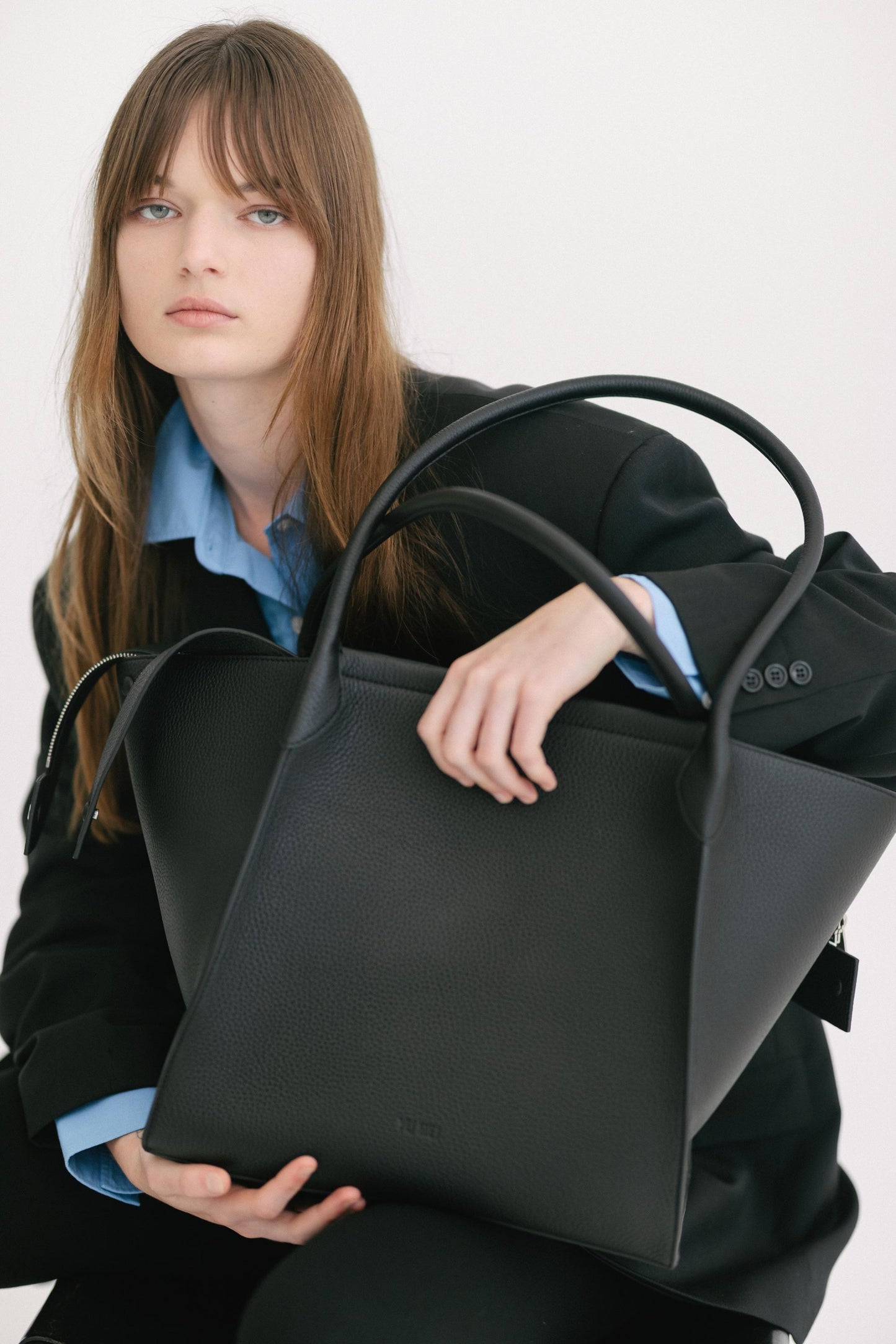 Yu Mei | Claudia Tote - Black Deer Nappa