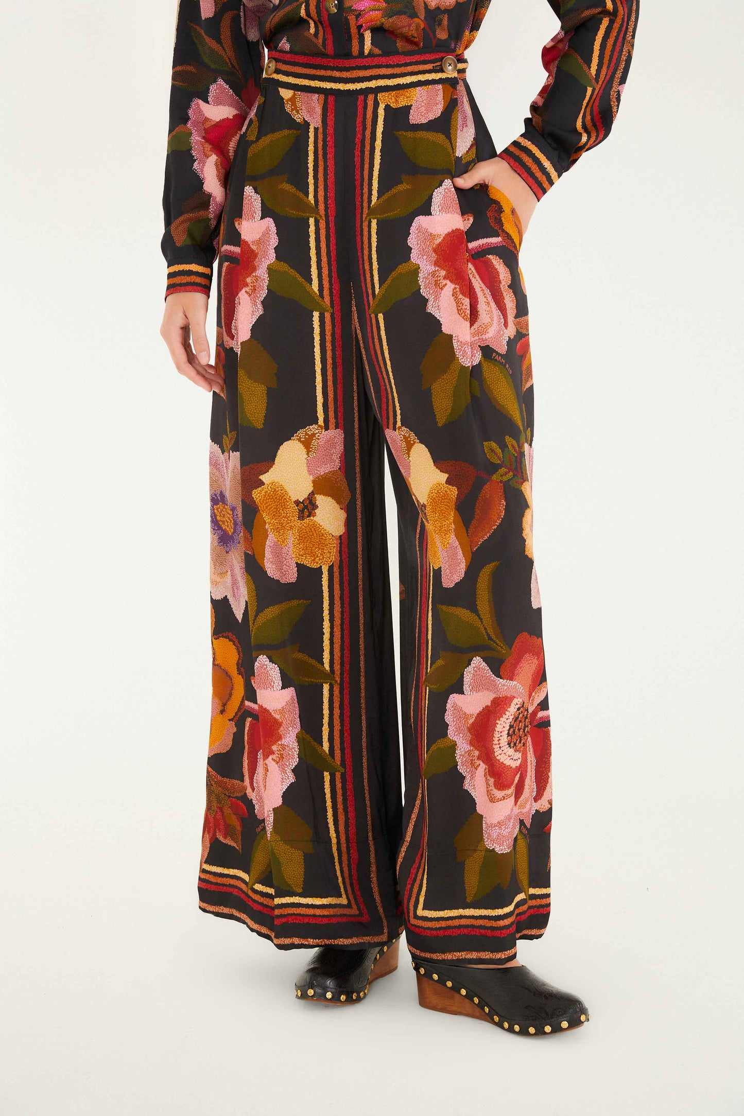 Farm Rio | Pants - Chenille Flowers Black