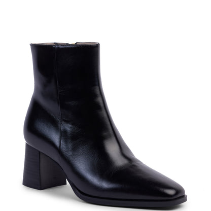 Kathryn Wilson | Bryant Boot - Black Hi Shine