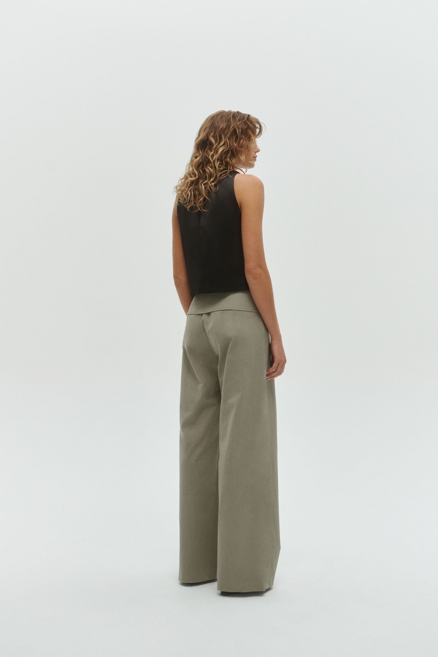 One Of Others | Bea Belted Pant - Moss