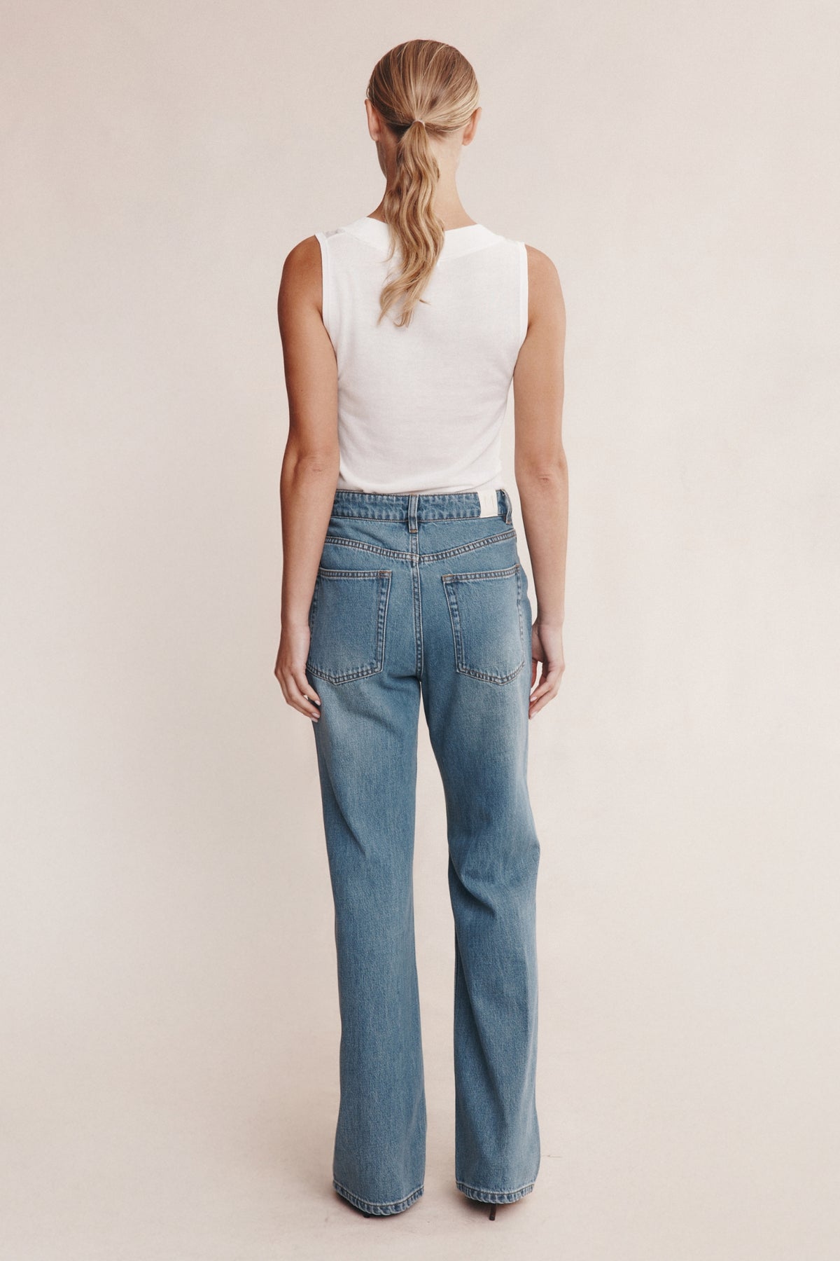 Marle | Classic Jean - Light Wash 01