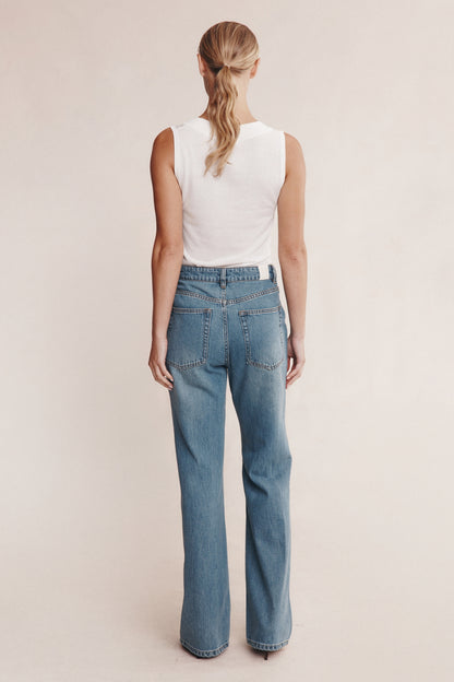 Marle | Classic Jean - Light Wash 01