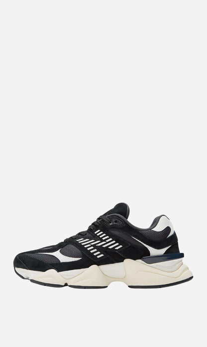 New Balance | 9060 - Black With Blacktop And White
