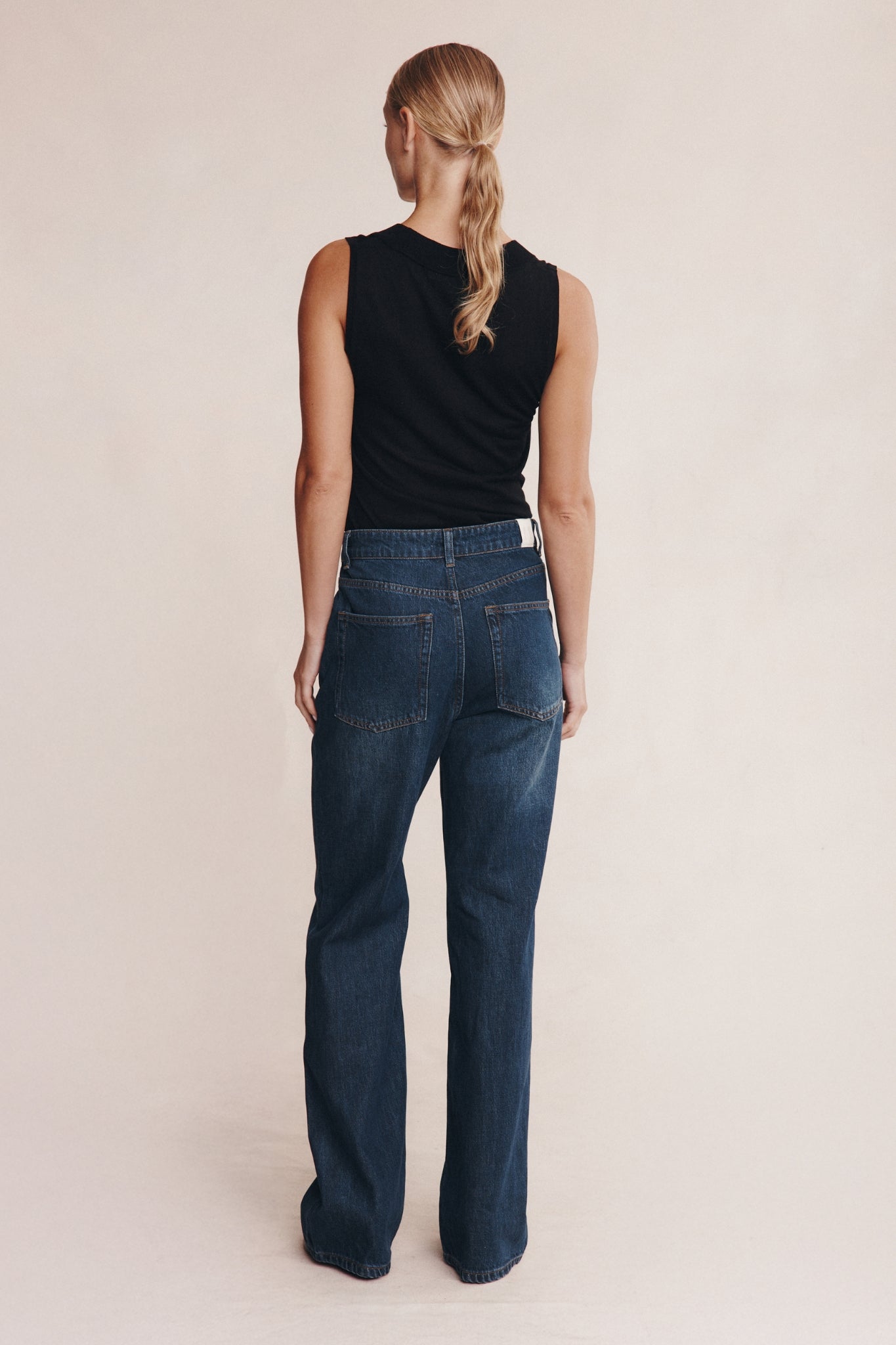Marle | Classic Jean - Dark Wash 01