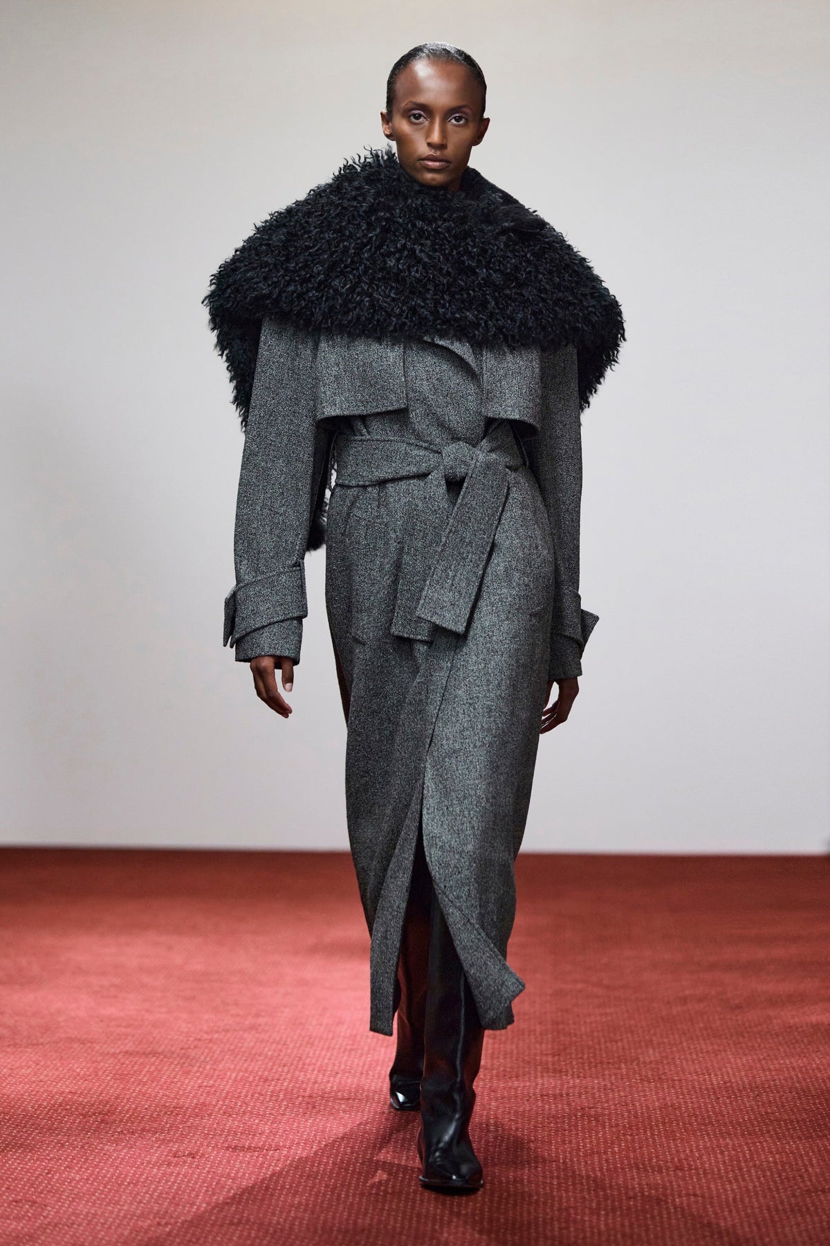 Camilla & Marc | Cinder Coat - Charcoal