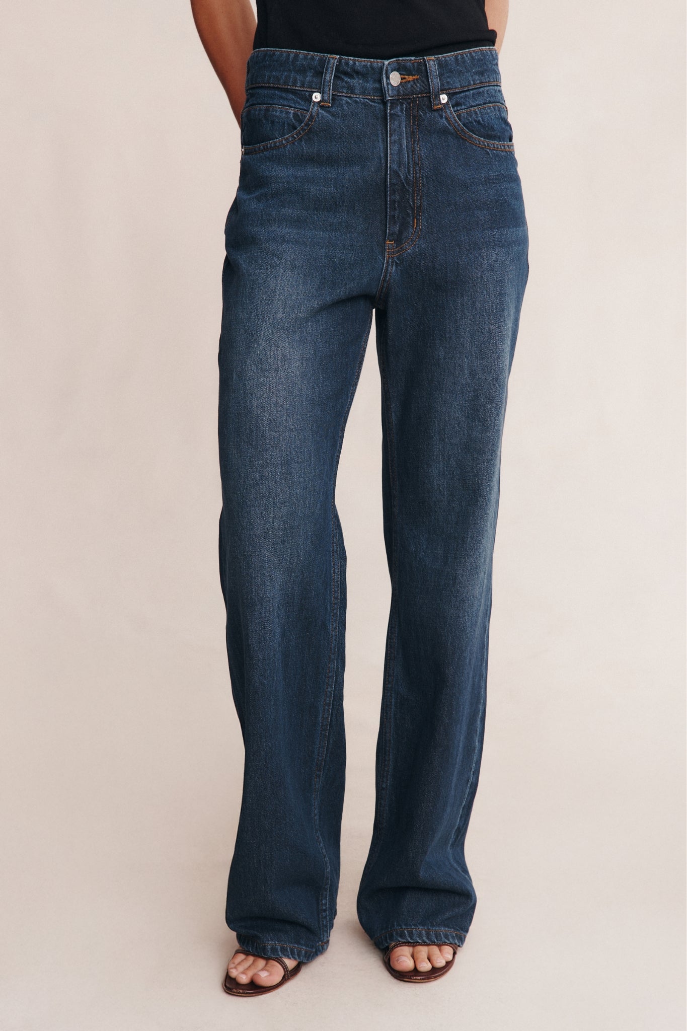 Marle | Classic Jean - Dark Wash 01