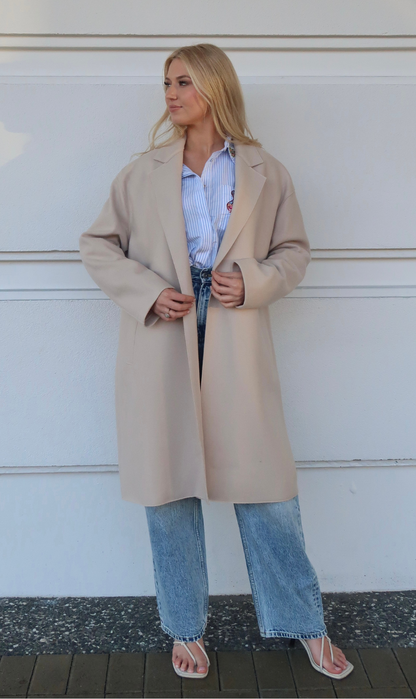 Harris Wharf London | Oversized Coat - Almond