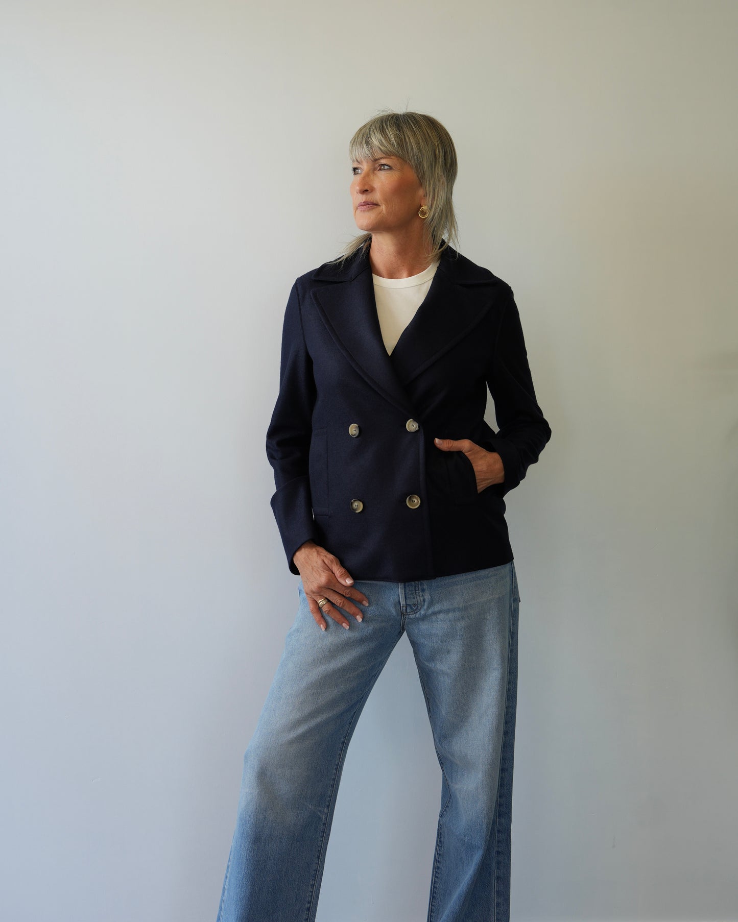 Harris Wharf London | Peacoat Light Pressed Wool - Navy Blue