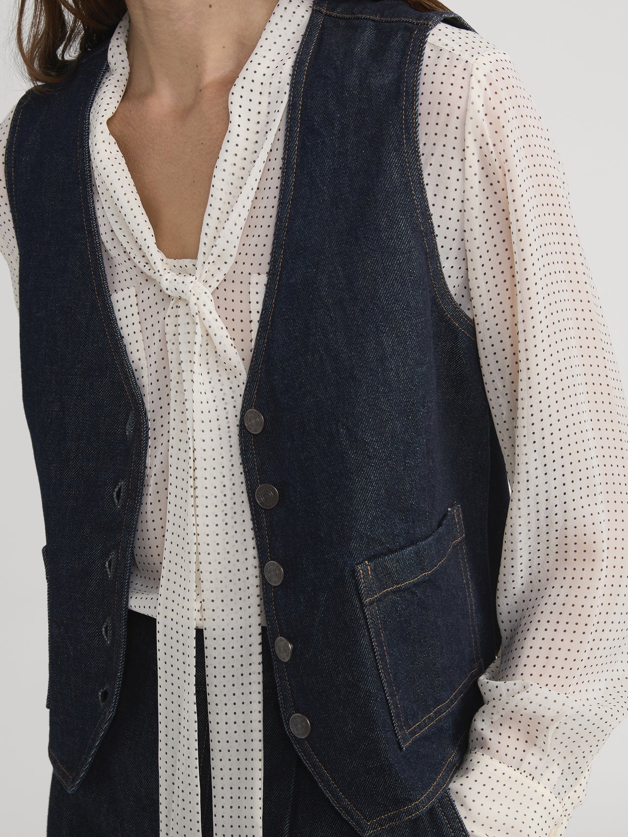 Frame | The Denim Vest - Rinse