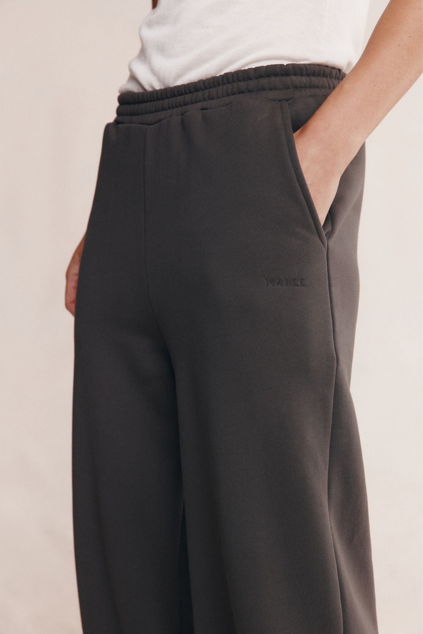 Marle | Robin Pant - Charcoal