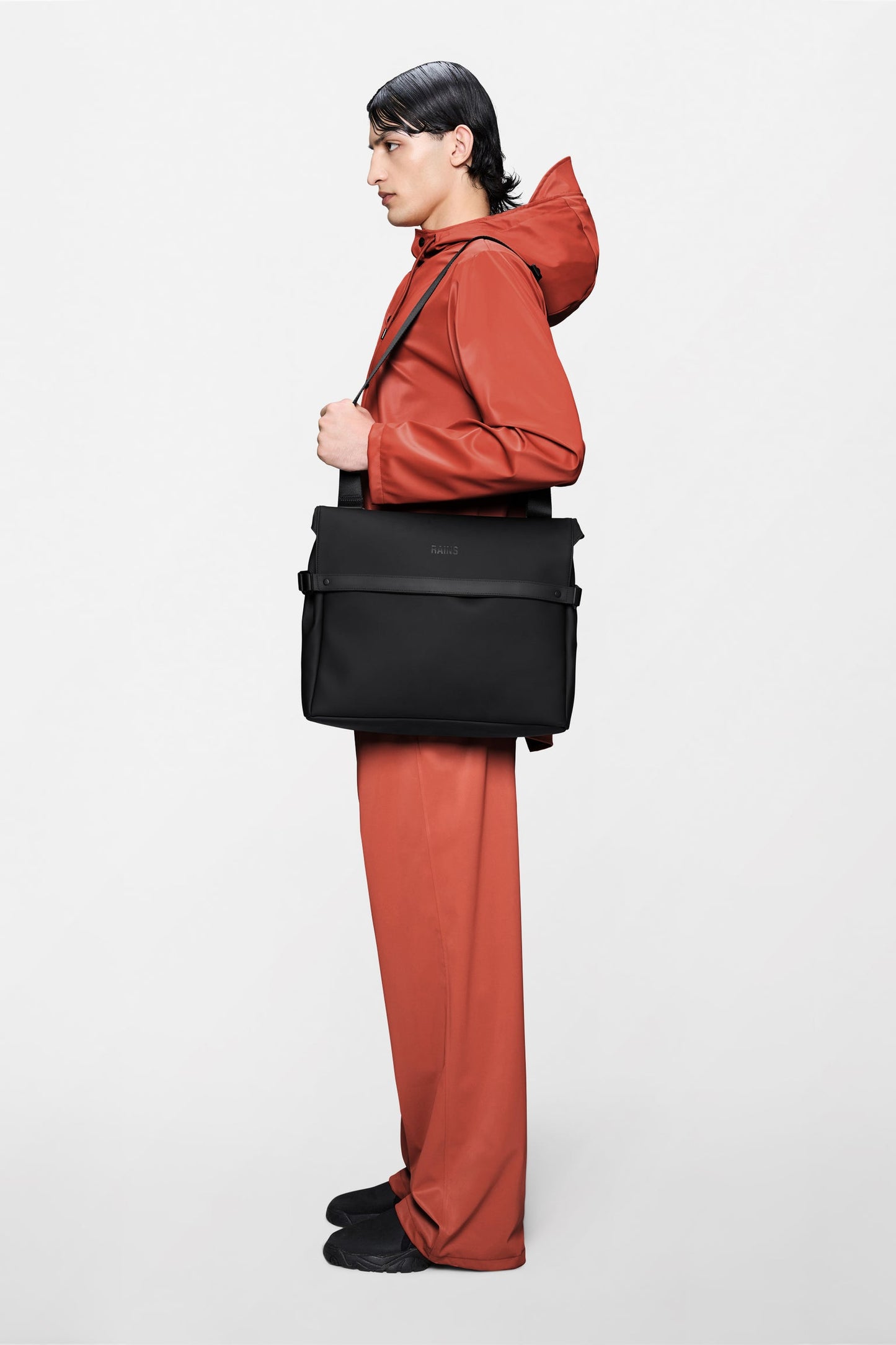 RAINS | OTG Messenger Bag - Black