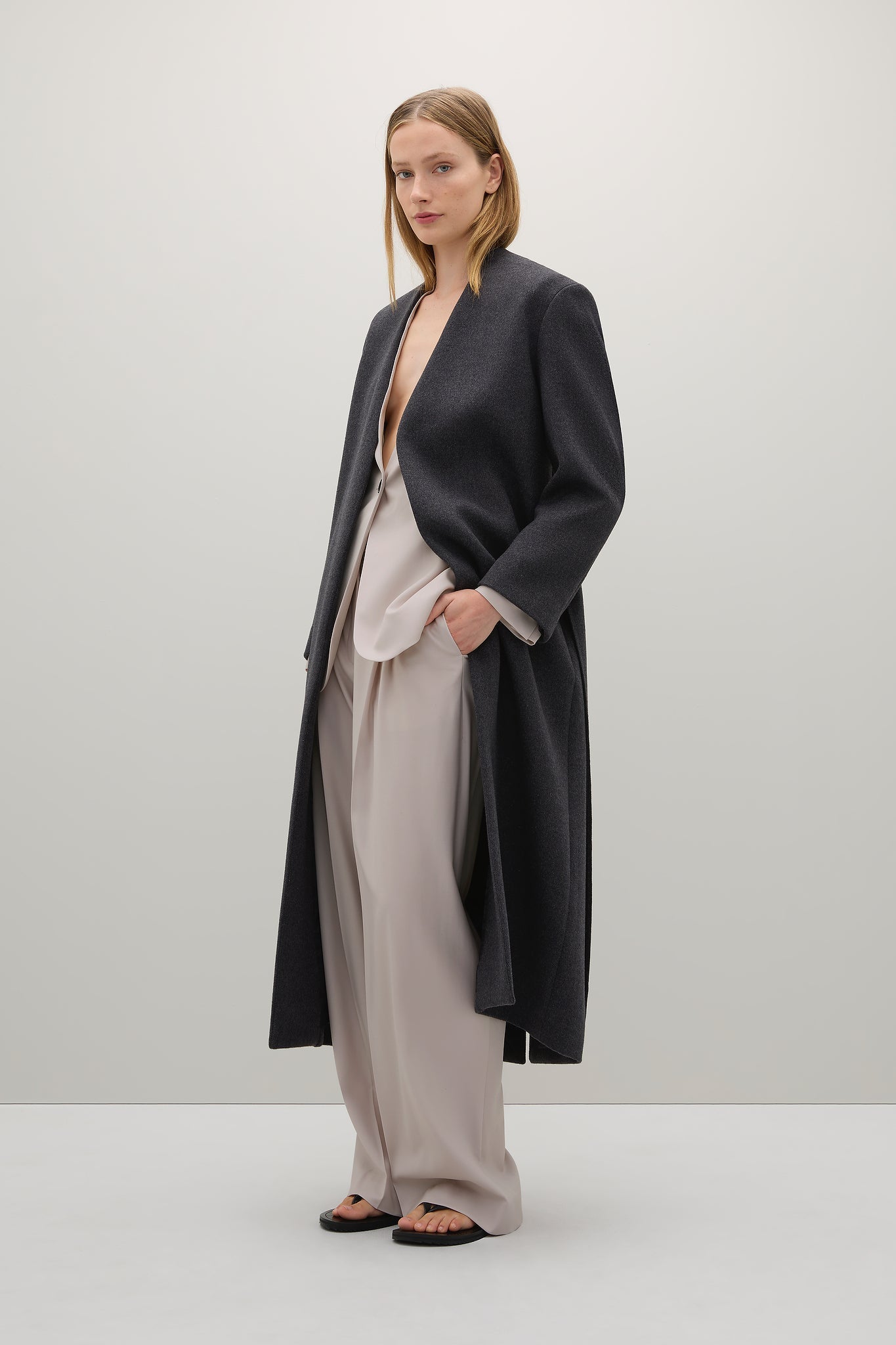 A.Emery | The Veronique Coat - Charcoal Melange