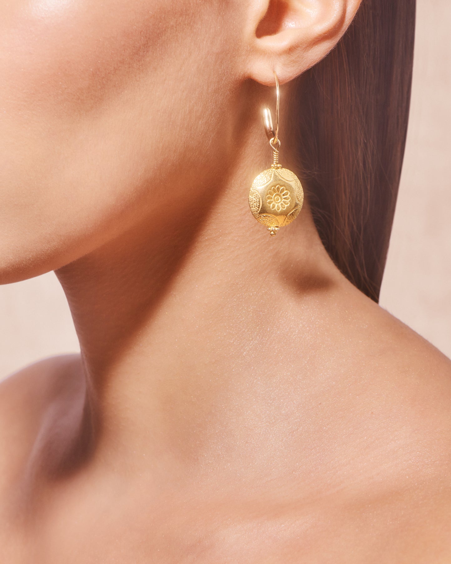 Tityaravy | Aravinda Earrings 002 - Gold / Ruby
