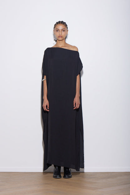 Knuefermann | Ava Long - Black Resort