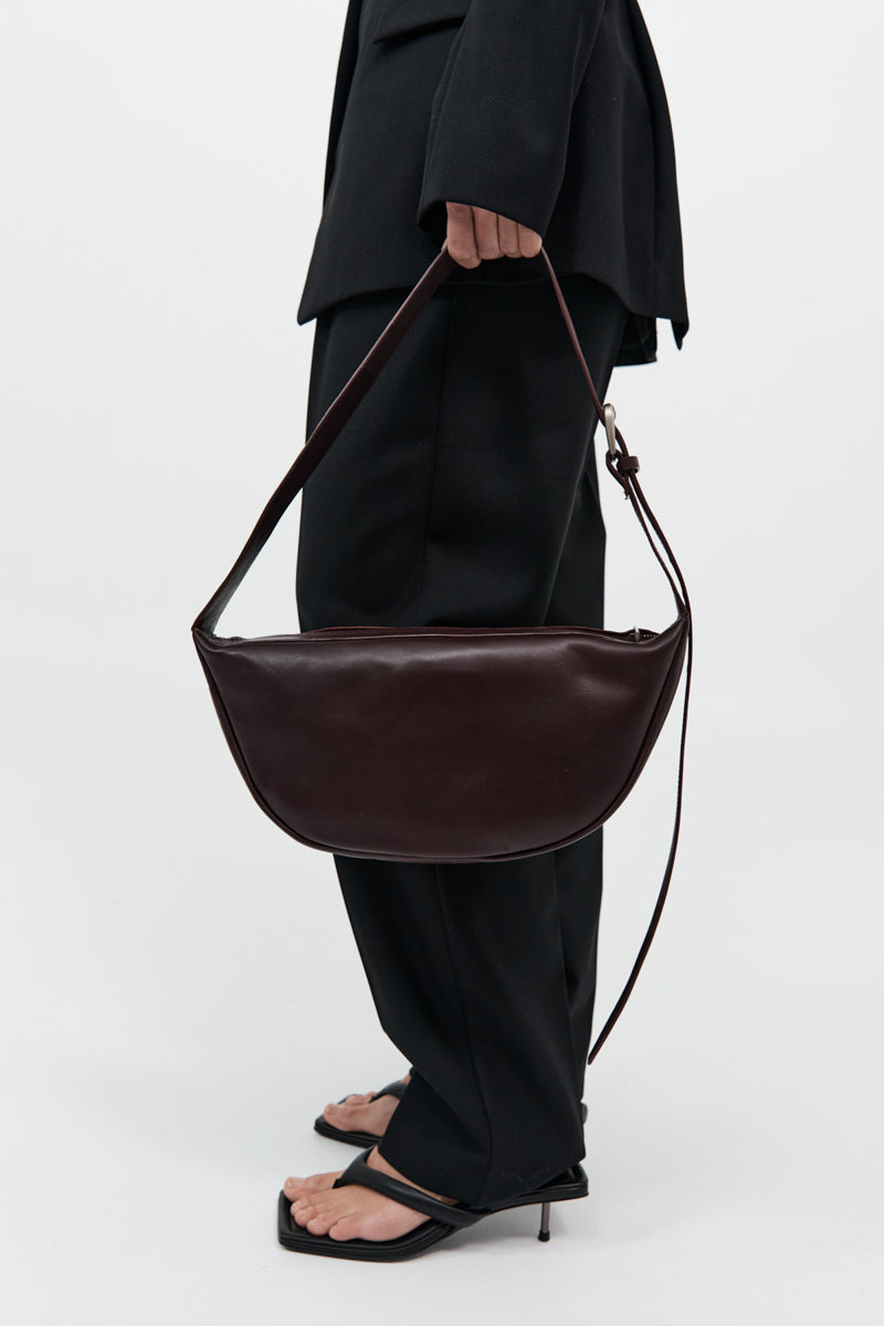 St Agni | Adjustable Cresent Bag - Bordeaux