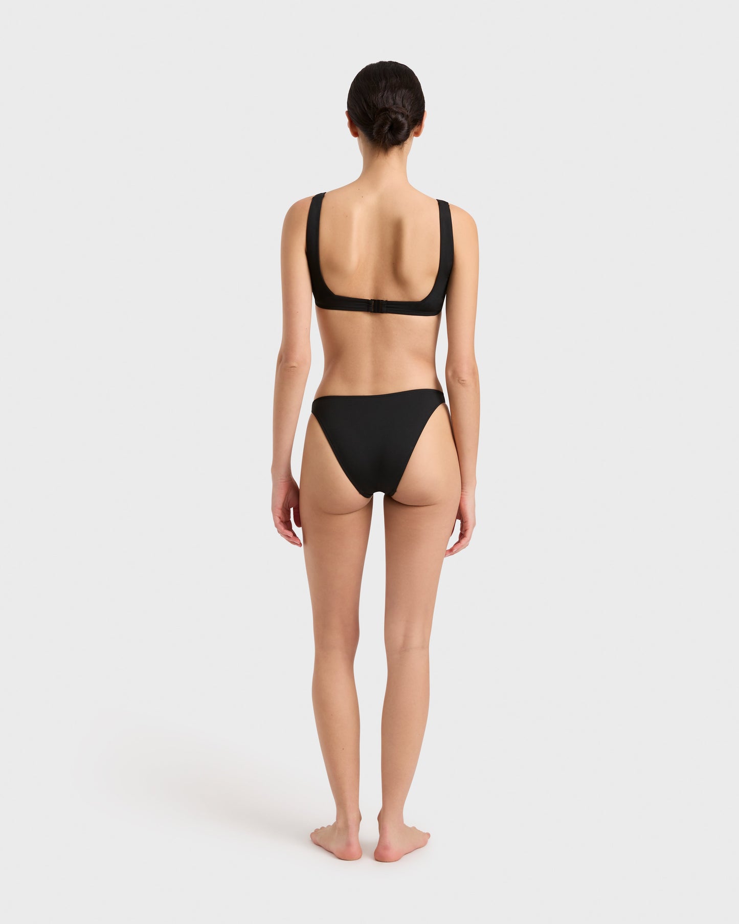 Bondi Born | Aria Bikini Top - Black