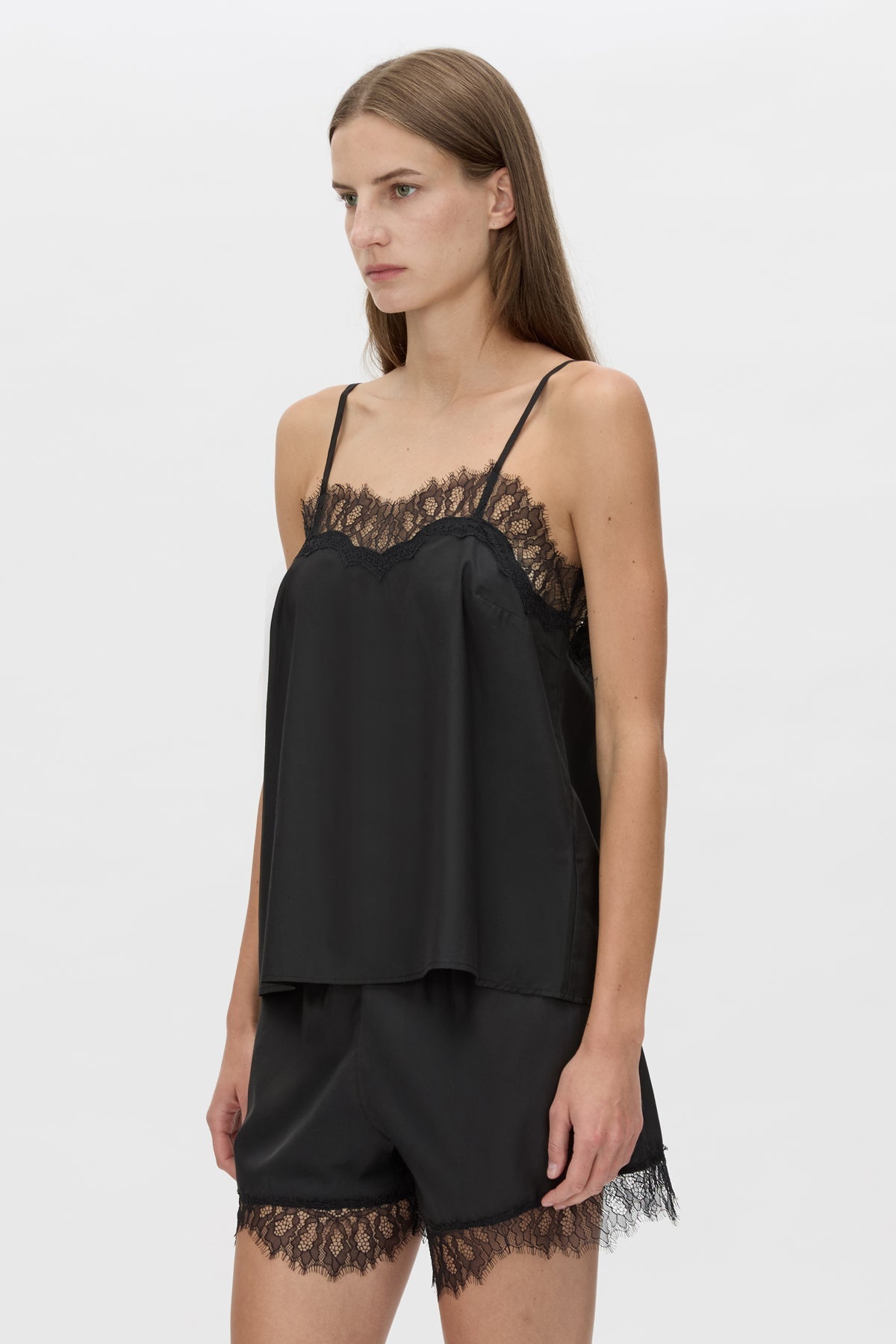Camilla and Marc | Lira Cami - Black