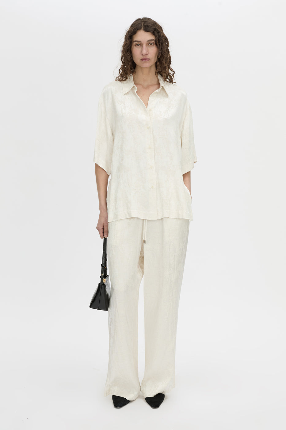 Camilla & Marc | Naidee Satin Short Sleeve Shirt - Ivory