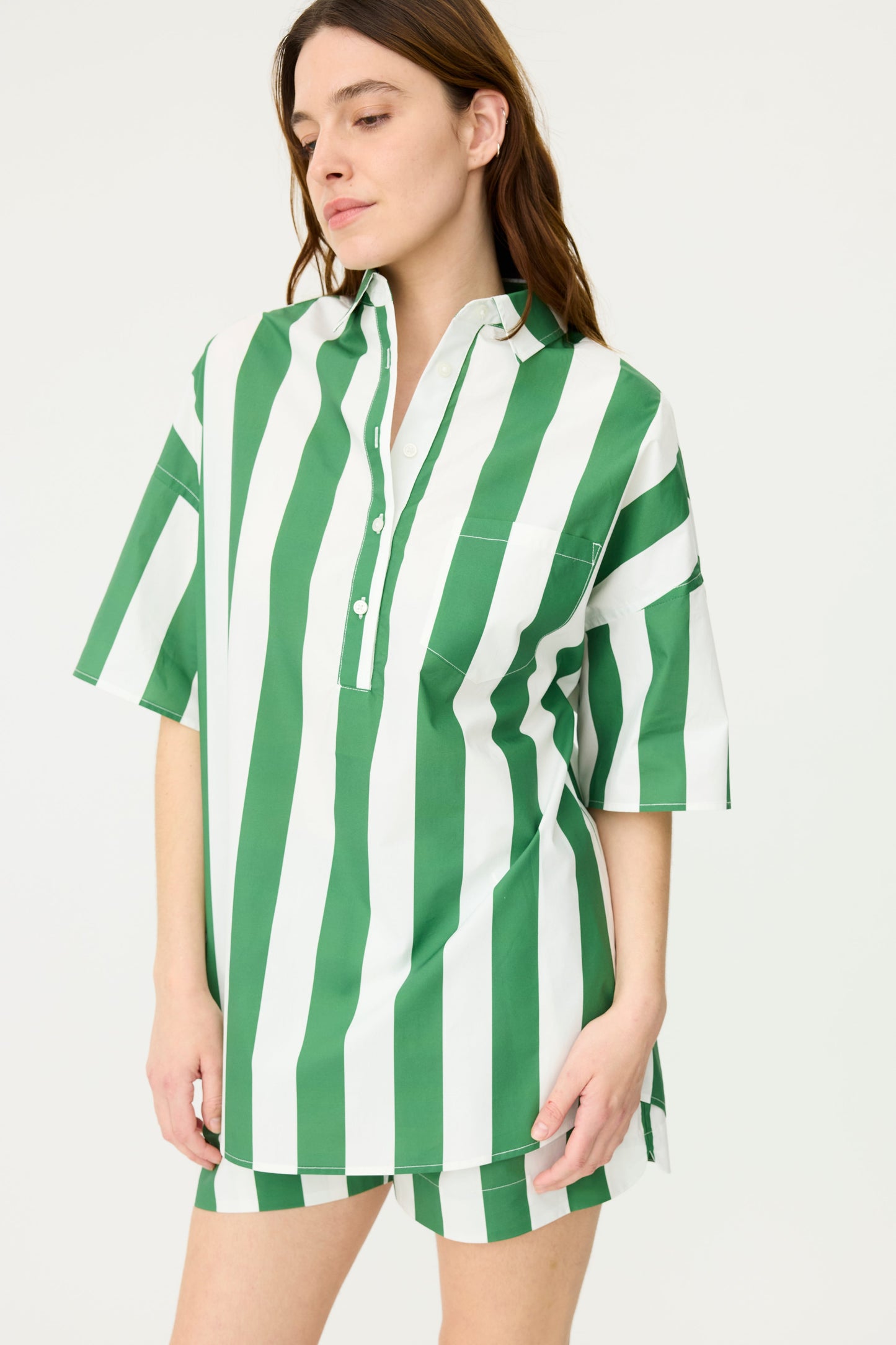 LMND | Chiara Half Placket Short Sleeve Shirt - Forest/White