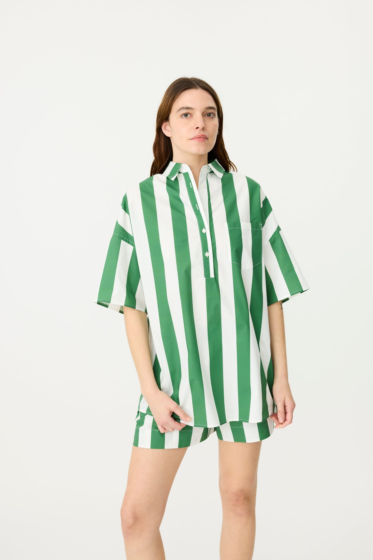 LMND | Chiara Half Placket Short Sleeve Shirt - Forest/White