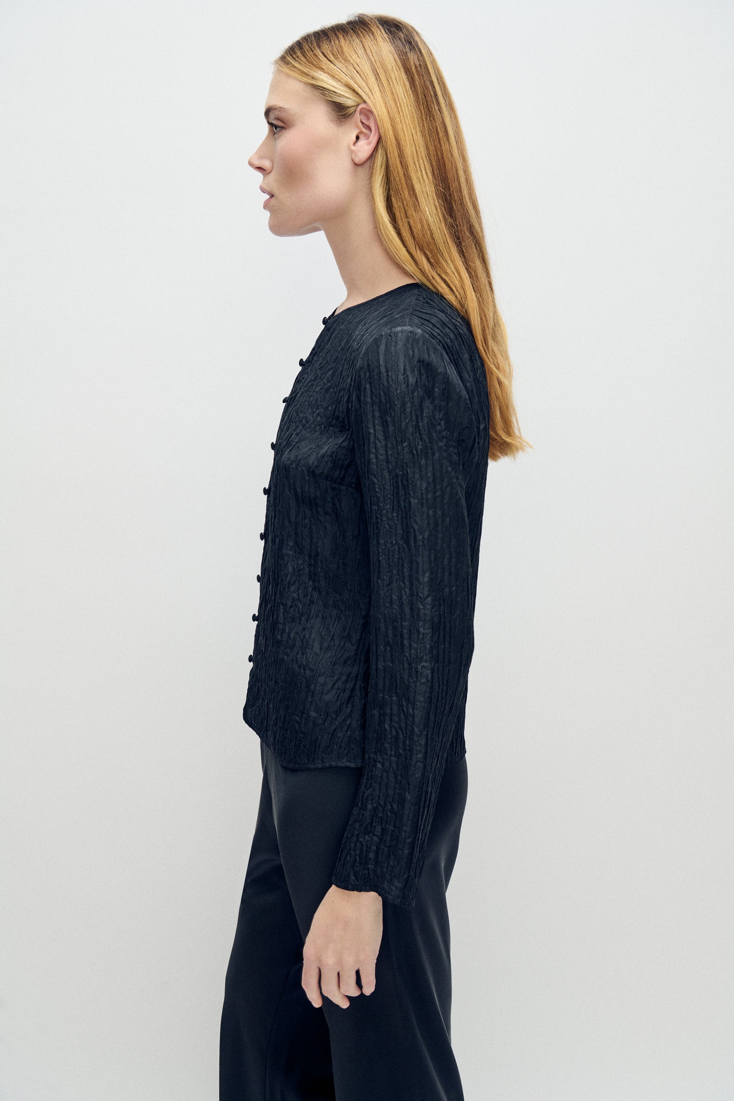 Silk Laundry | Crinkle Long Sleeve Top - Black