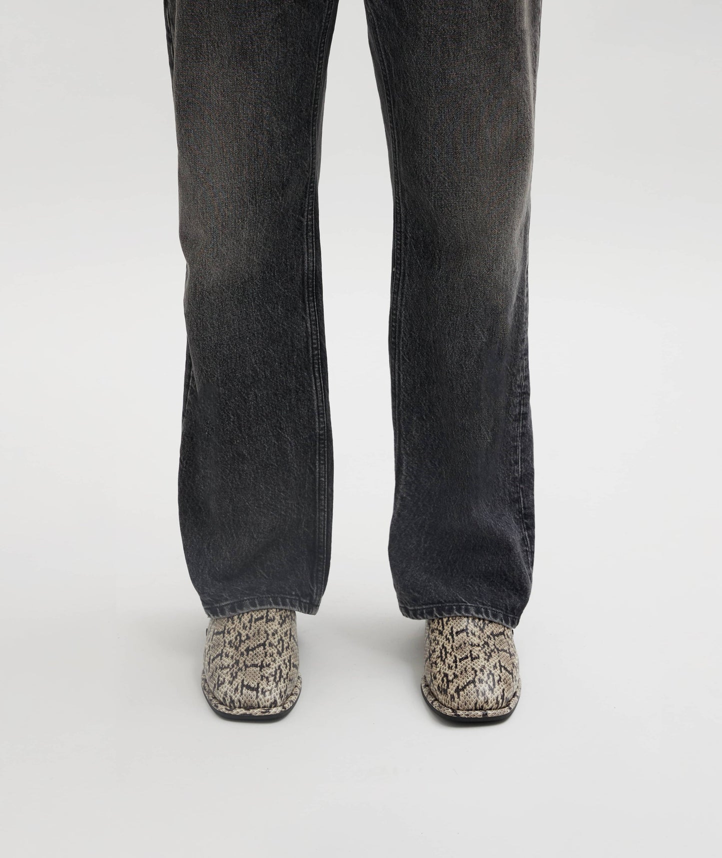 Deadly Ponies | Brutus Slide Python - Granite