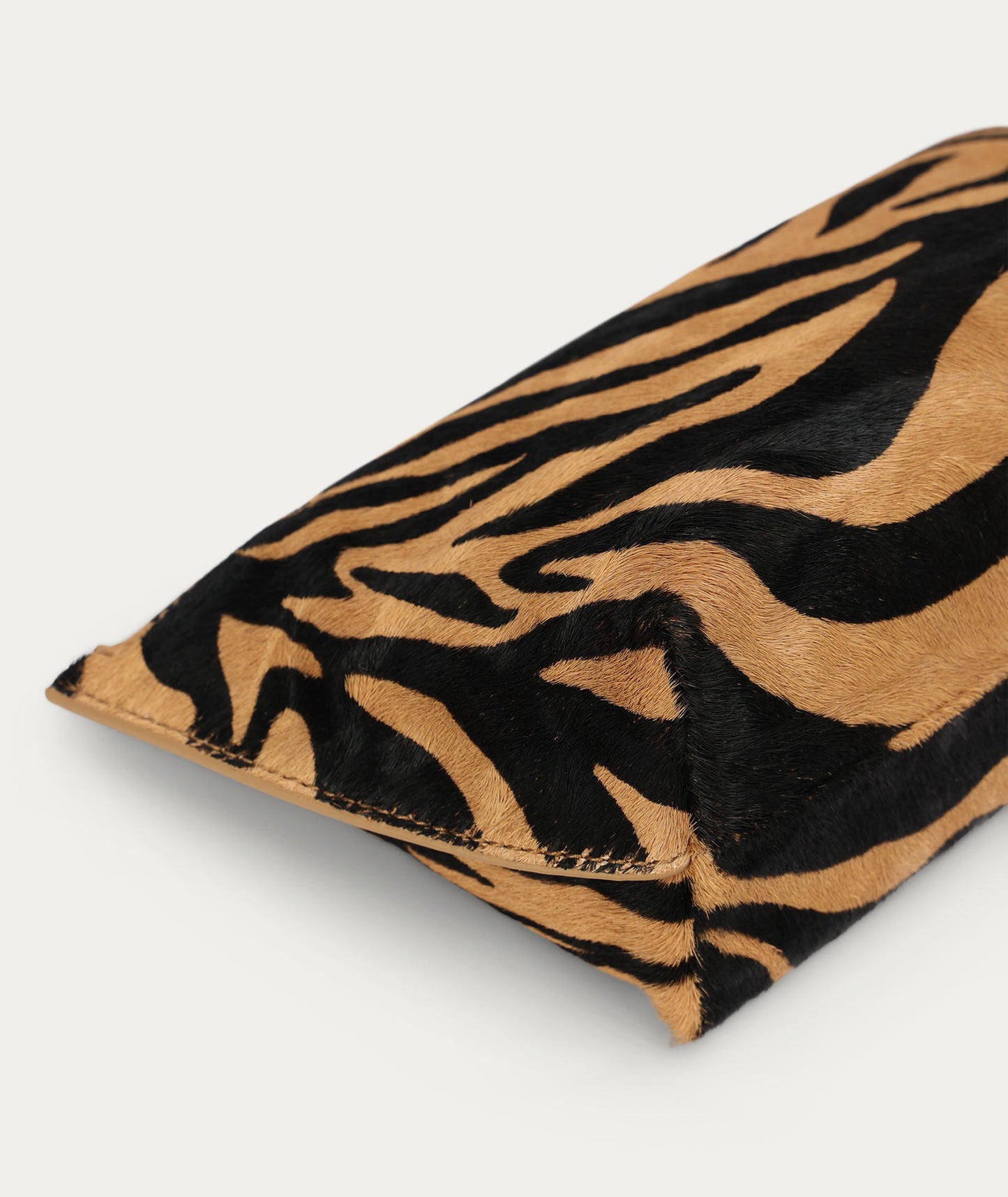 Deadly Ponies | Poucher Grande - Ziger Calf Hair