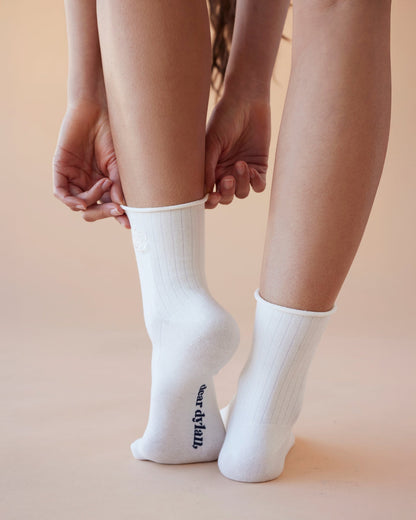 Dear Dylan | Clover Roule Socks - Ivory