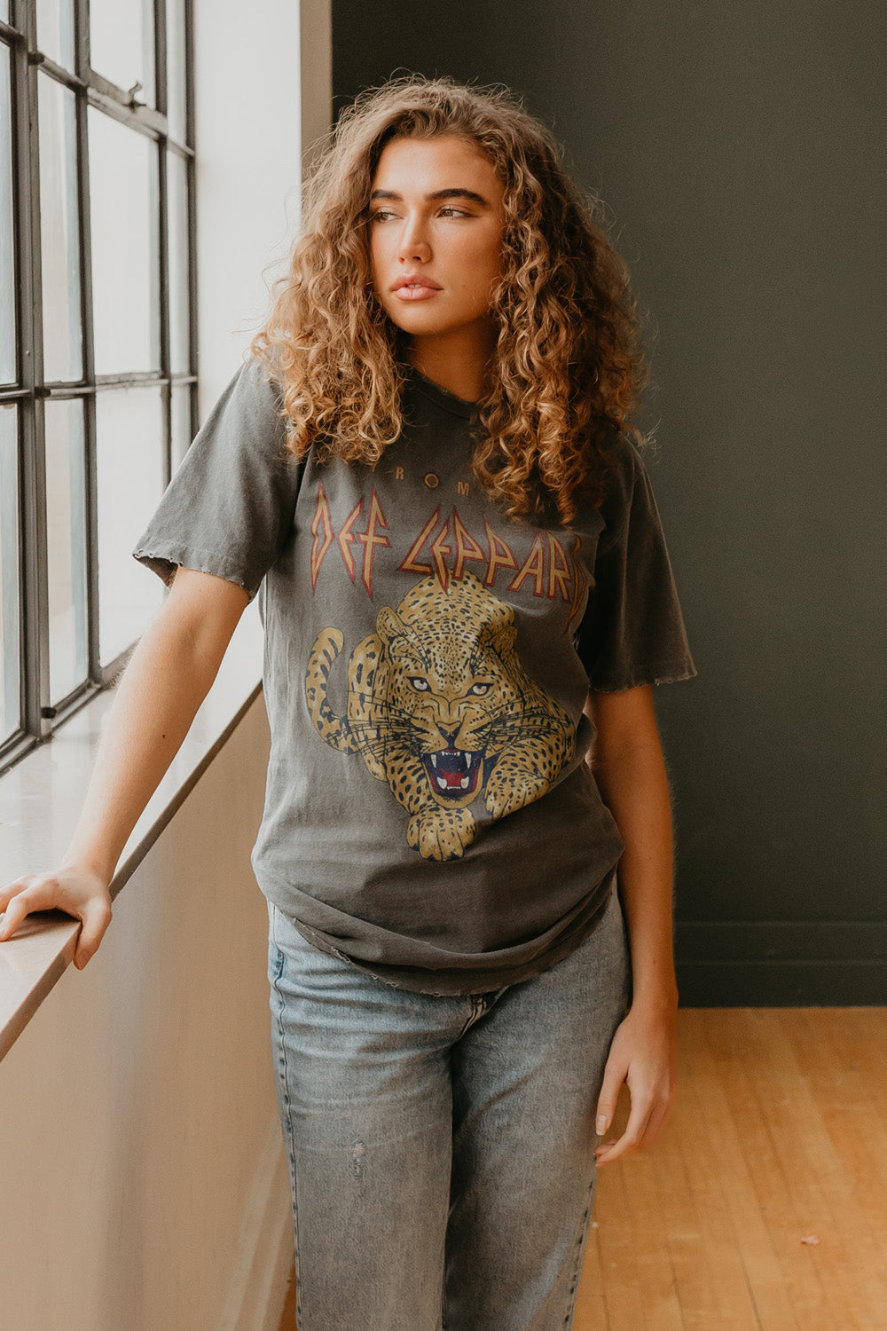 People Of Leisure | Def Leppard Sunkissed Boyfriend Tee