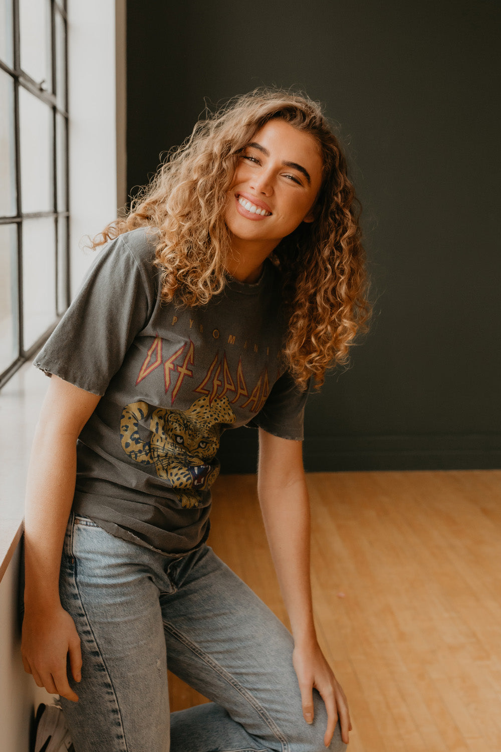 People Of Leisure | Def Leppard Sunkissed Boyfriend Tee