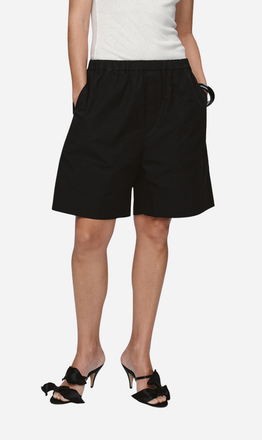 Marle | Ren Short - Black