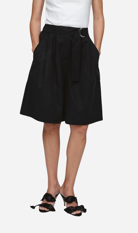 Marle | Julian Short - Black