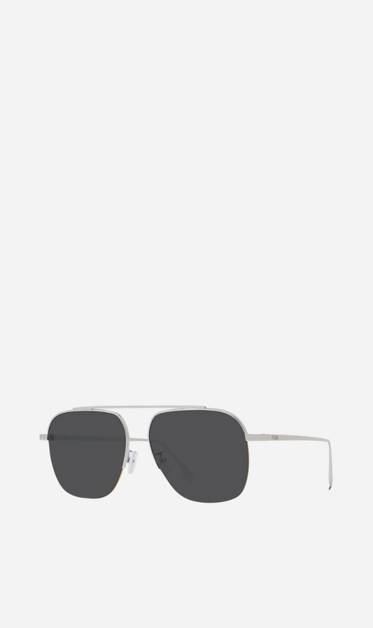Fendi | FE40005U5716A