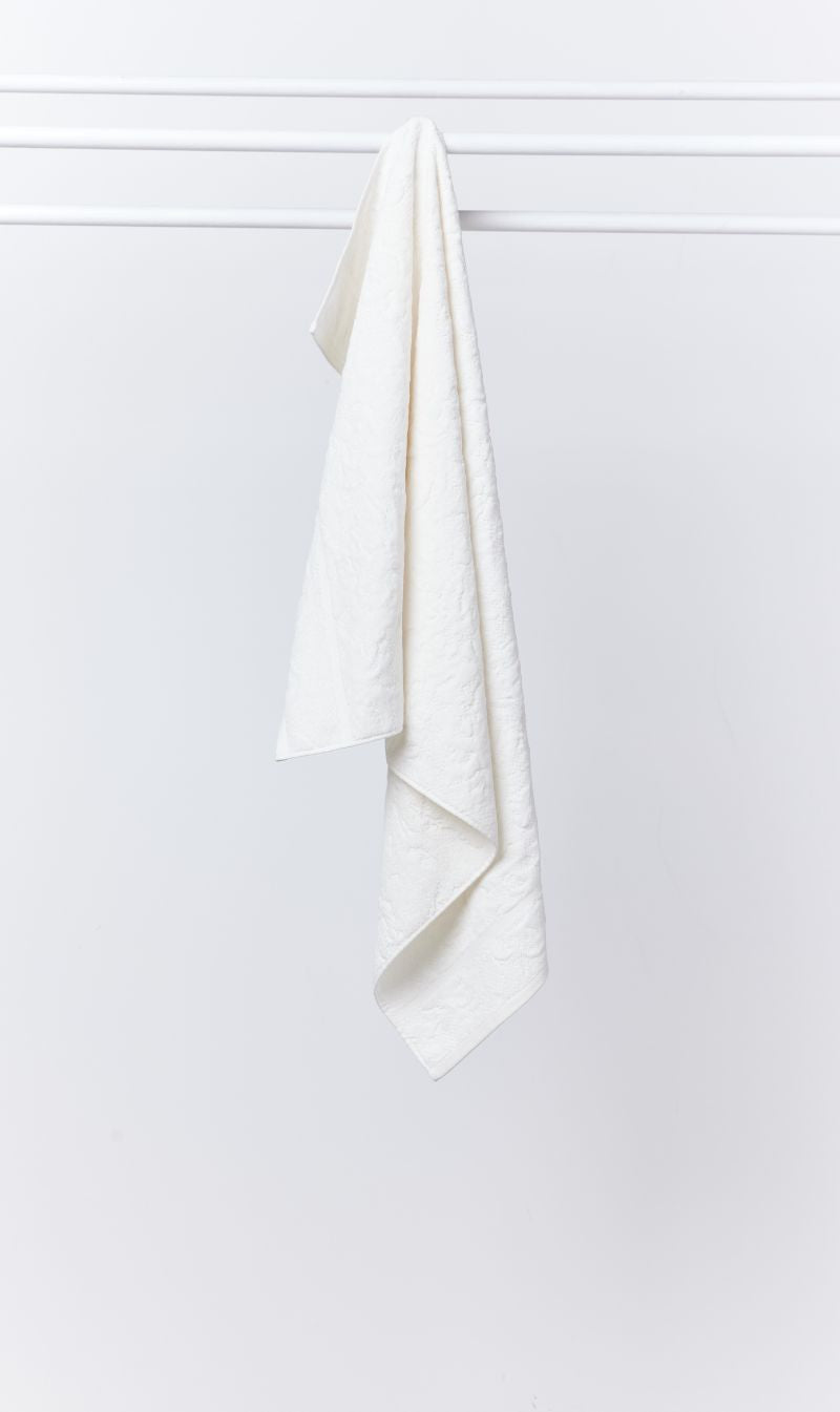Innate | Bath Towel - Shadows Salt