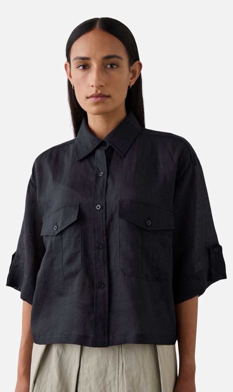 Laing | Cropped Tab Shirt - Black