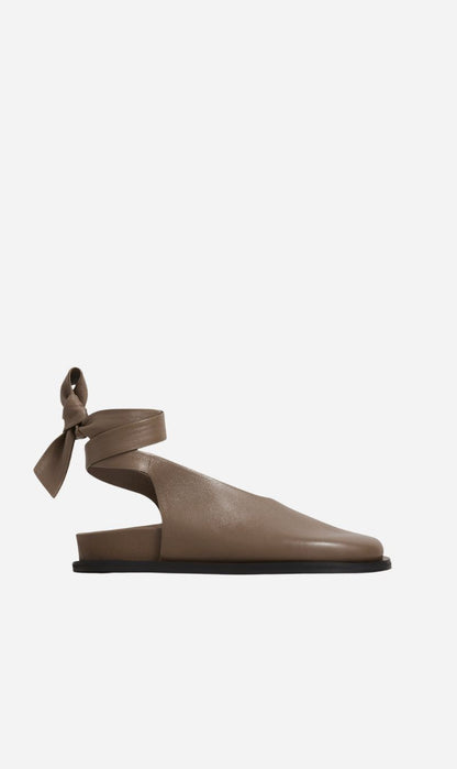 A.Emery | Marion Clog - Sable