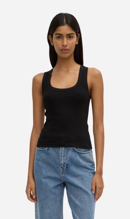 Assembly Label | Robyn Scoop Neck Rib Tank - Black