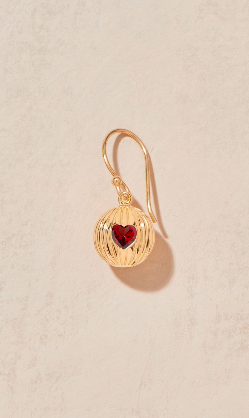 Tityaravy | Prema Earring - Pink Garnet