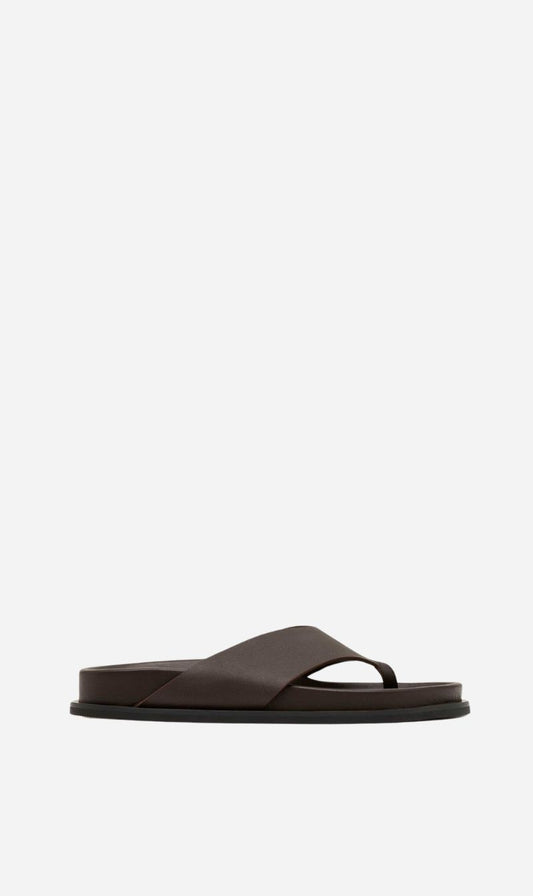 St Agni | Classic Thong Slide - Coffee